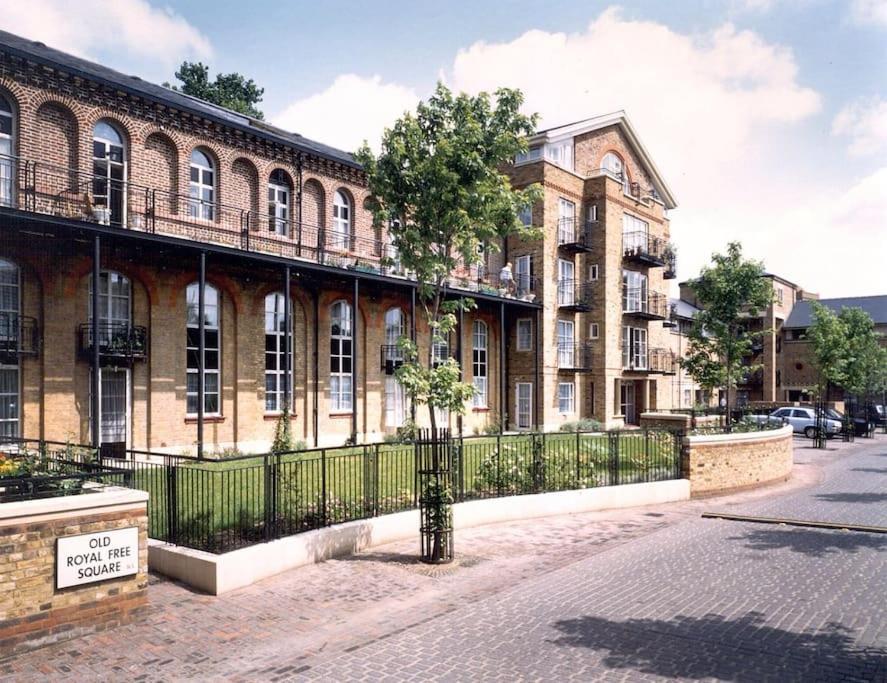 Zone 1! 2 Bed Duplex Apartment! Londres Exterior foto